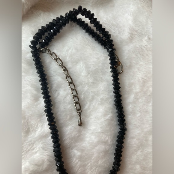 Vintage Aurora Borealis Cross Pendant on‎ Black Crystal Necklace - Picture 5 of 6